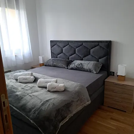 Apartment Zimska Carolija